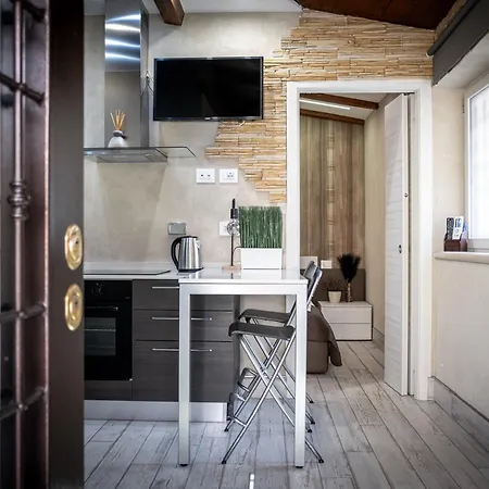 Jubilee Mini Loft Near Rome & Free Wi-fi